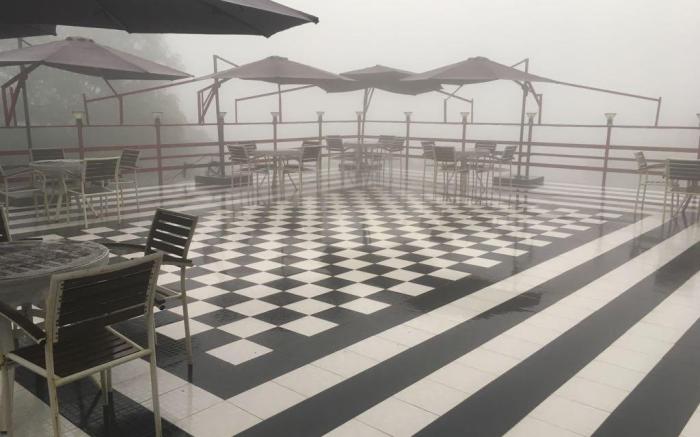 360 South, Khandala 