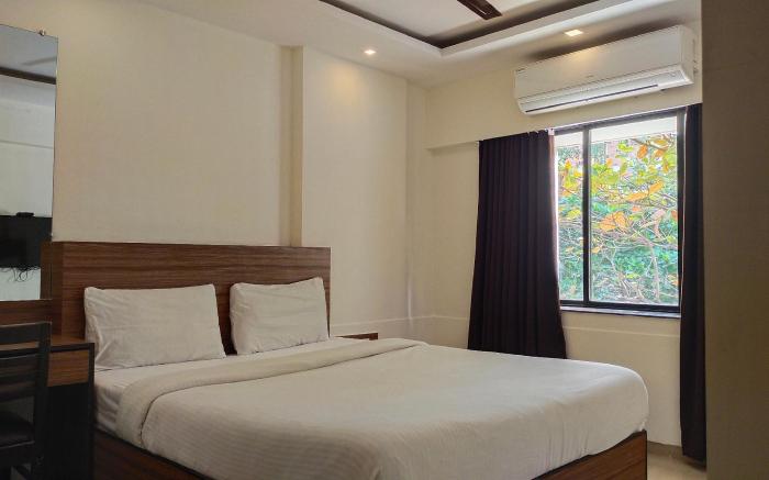 Hotel Ace Residency