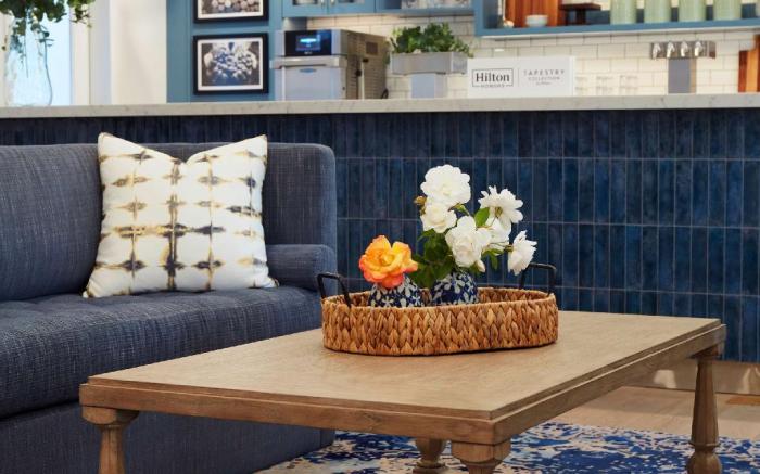 The Lodge at Healdsburg, tapestry Collection by Hilton