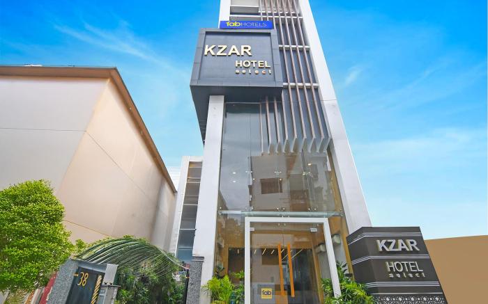 FabHotel Kzar Select - 2km from Park Street