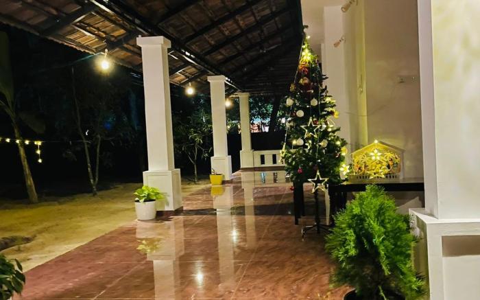 SALT LIFE MARARI BEACH VILLA / HOMESTAY