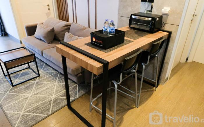 Aesthetic 2BR at Supermall Mansion Apt By Travelio