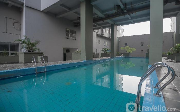 Homey Studio Room at Grand Asia Afrika By Travelio