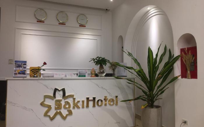 Keypad - Saki Hotel - 28 Dich Vong Hau, Cau Giay