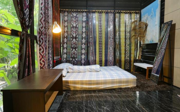 Sawang Alas Glamping Cabin in Awandaru Village 