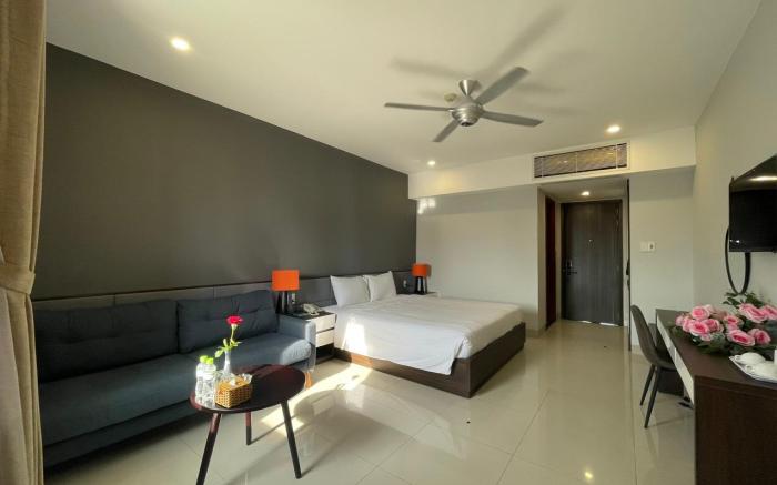 My Khe 2 Danang Seafront Hotel