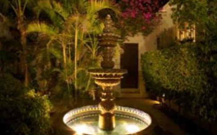Los Milagros Hotel