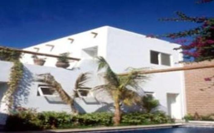 Los Milagros Hotel