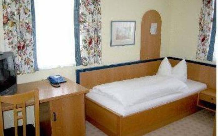 Hotel-Pension Scharl am Maibaum