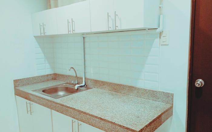 CLEAN AND AFFORDABLE | STUDIO MAKATI 202