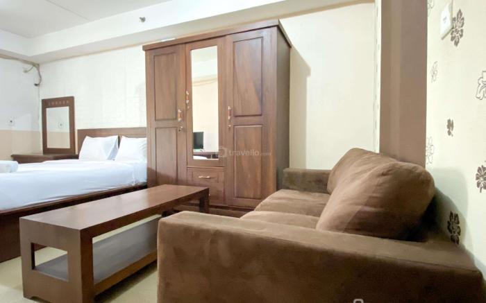 Studio at 1st FL Metropark Condominium By Travelio