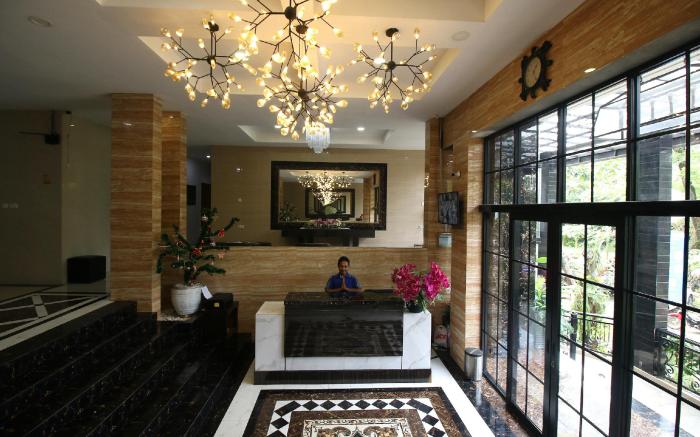 Arotel BSD