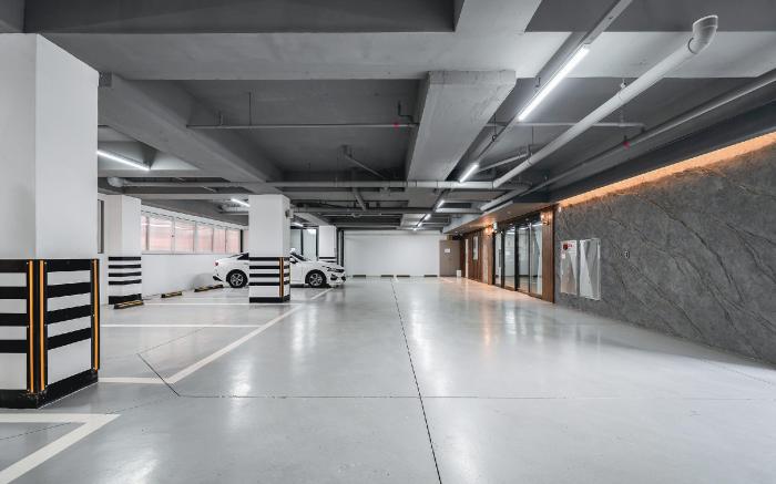 Hotel February LIONS PARK