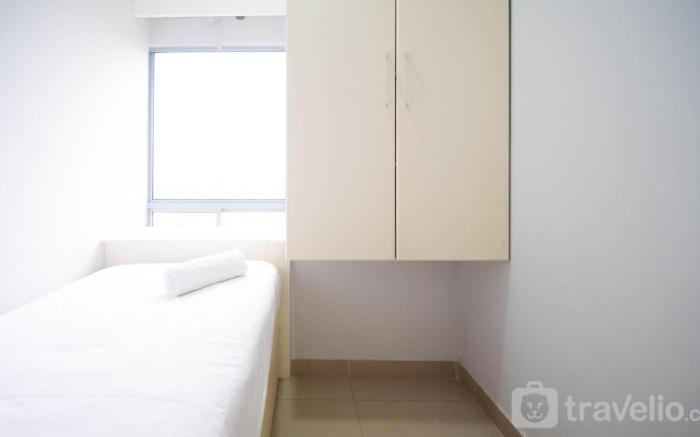 Homey 2BR Extra Room at Taman Beverly By Travelio