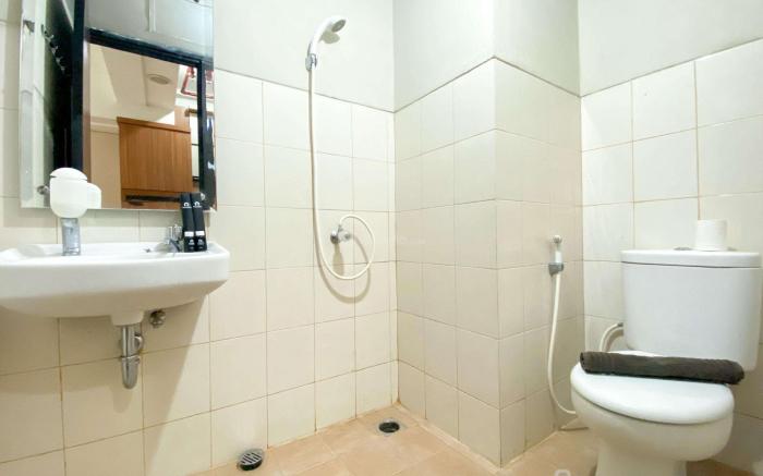 Furnished Studio Mont Blanc Bekasi By Travelio