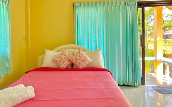 Thungwua Laen resort