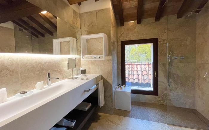 Holiday Home in Bologna with Hot Tub  Spa