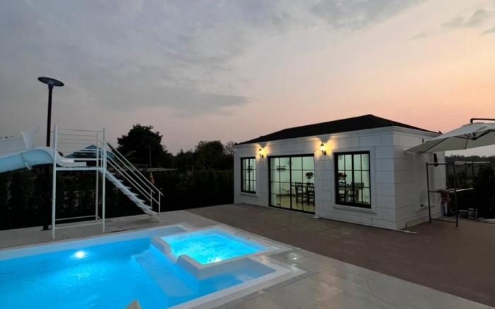 Pool villa chiangrai 373