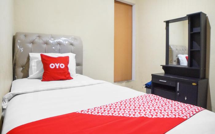 OYO 92075 Sky Residence Mawar