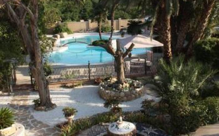 Hotel Casa Ceremines