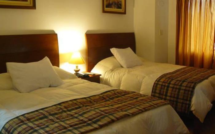 Epiqus Hotel