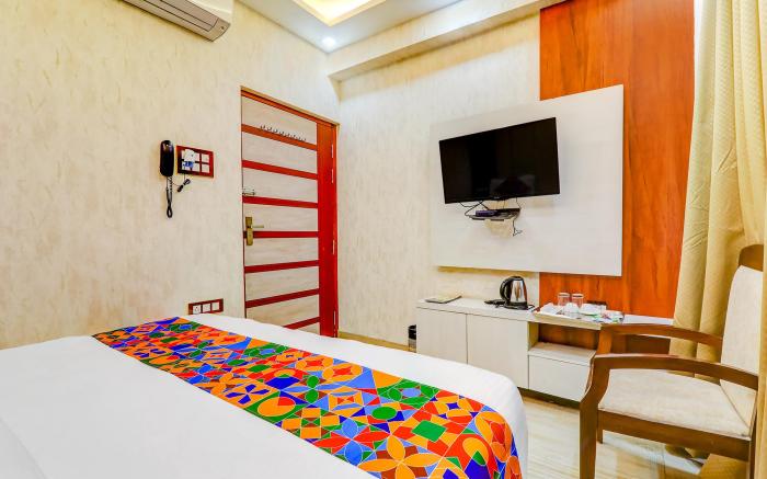 FabHotel V Square