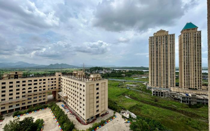 New York Studio @Hiranandani Thane