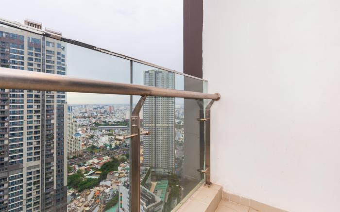 VINHOME APT nice view free pick up