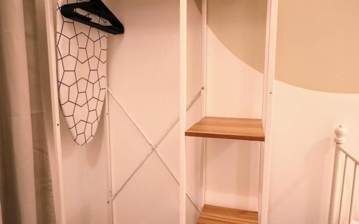 Paradigm Mall B-10-16/Netflix/1 bedroom