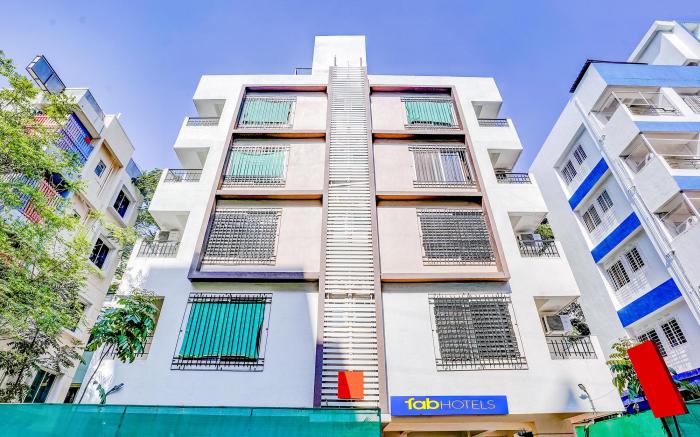 FabHotel Wakad Villa - Nr. Amar Business Zone
