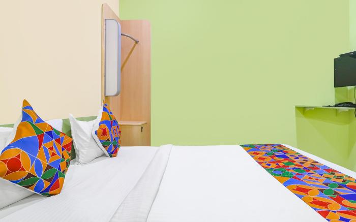 FabExpress Airport Stay Inn - Nr Hyderabad International Airport, Shamshabad