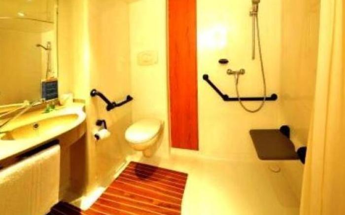B&B HOTEL Maubeuge-Louvroil