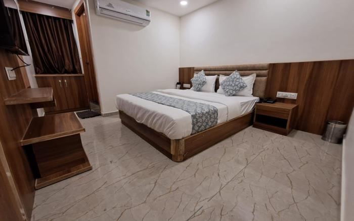 Hotel Maan Villa By G L GROUP