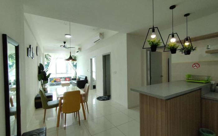 reSTARY Sabah @ Sutera Avenue | Pool, CBD |2BR/5Px