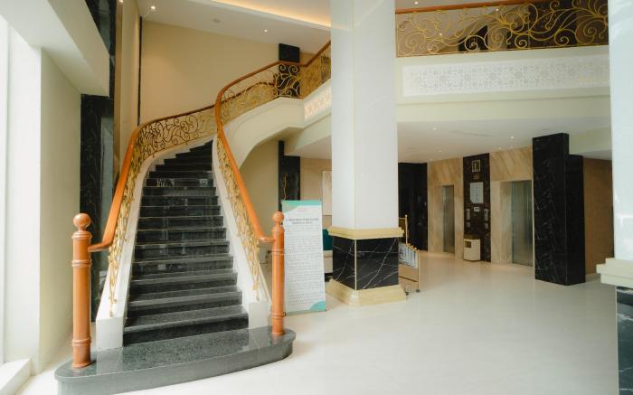 Portola Grand Arabia Hotel