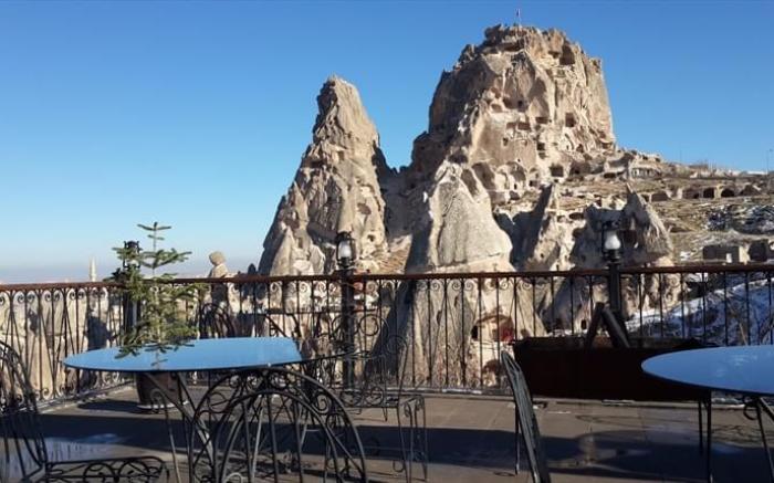Hermes Cave Hotel
