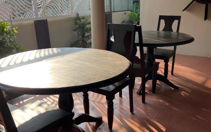 The mango courtyard 