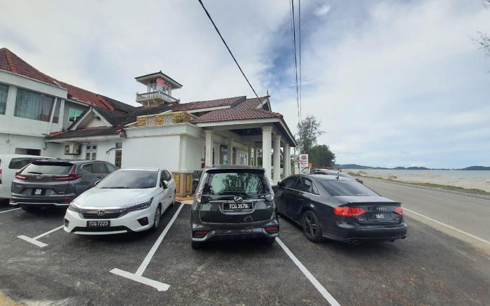 Raihan Beach Resort