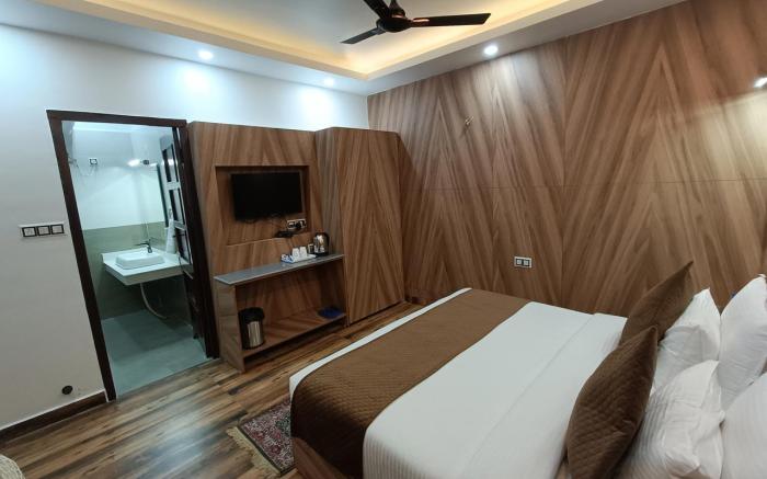 DLS Nature Trinket Resort – Dalhousie with Swimming Pool