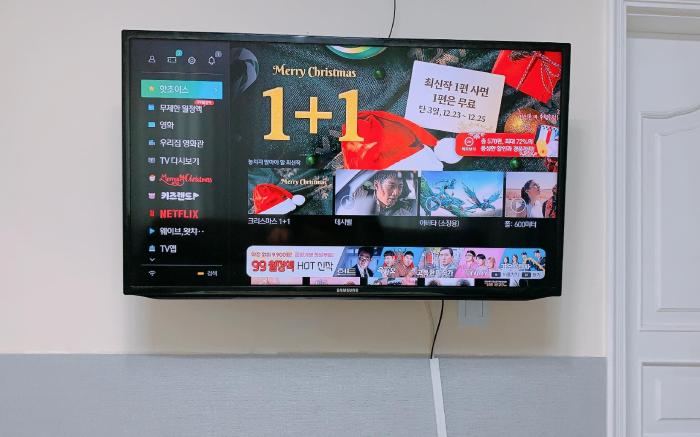 sangsu stn 1min, 2 shower, 3rooms, 5beds [10]