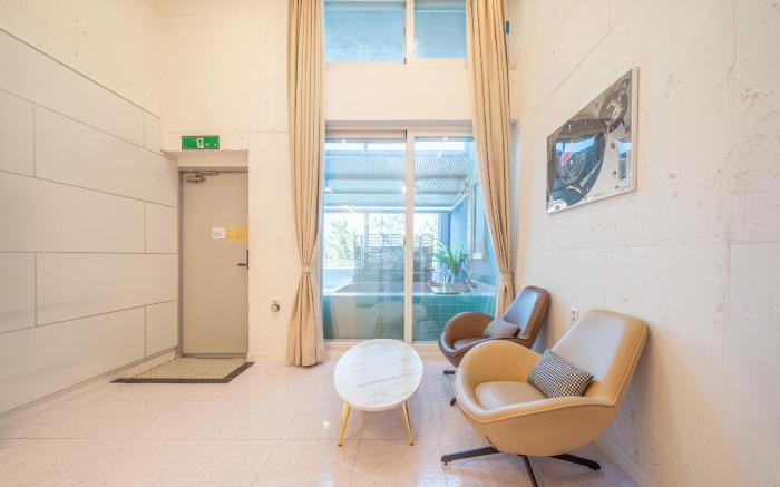 Yeosu Oasis Poolvilla