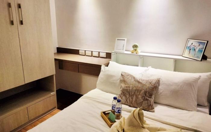 Portovita Tower 1 BR Unit with Balcony in Cubao QC