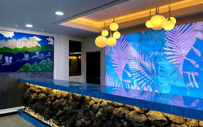 Gallery In Hotel