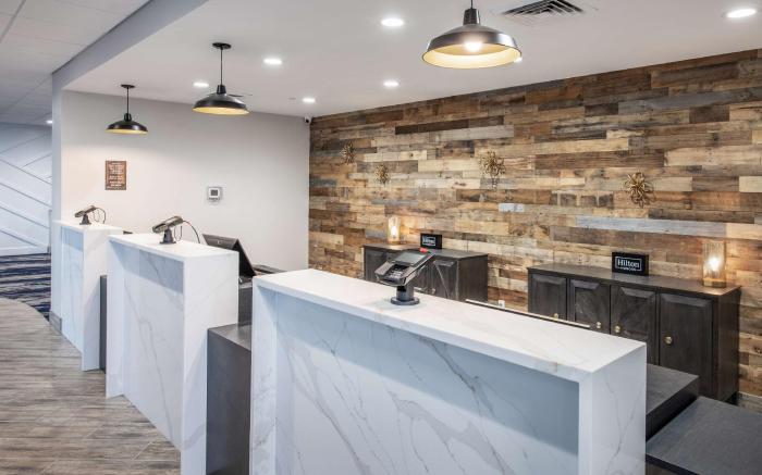 DoubleTree by Hilton Monroe Township Cranbury