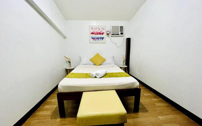 Amancio's Balai-Room w/SharedBath Near the Airport