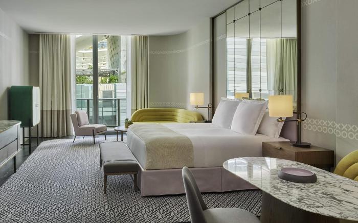 SLS LUX Brickell