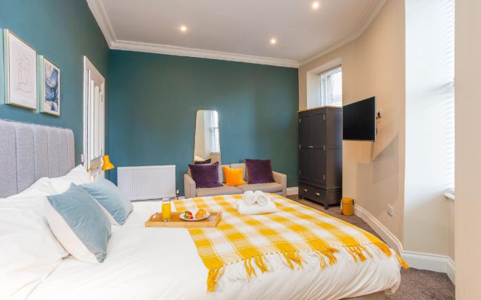 Royal 2Bed apartment City Center