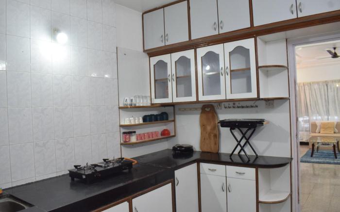 Pet Friendly Villa Near Airport+2KM+Bathtub+3BHK