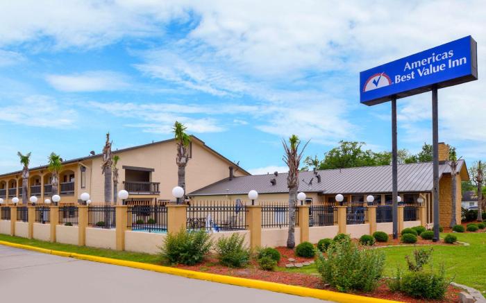 Americas Best Value Inn West Columbia