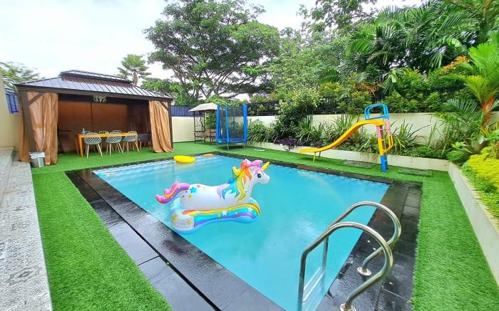Pet-Friendly 5BR Villa Private Pool Luxurious